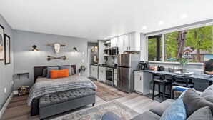 1 bedroom, desk, free WiFi, bed sheets - Cozy Mountain Nook-Tomboy Studio #133 (Telluride)