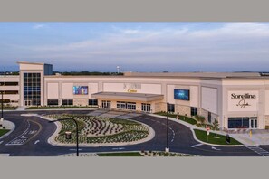 Hollywood Casino