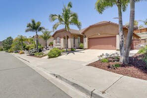 Property grounds - Private Eastlake Suite | Coffee Bar | Near SD (Chula Vista)