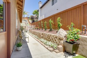 Property grounds - Private Eastlake Suite | Coffee Bar | Near SD (Chula Vista)