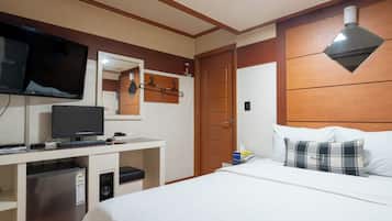 Standard Double Room | Free WiFi