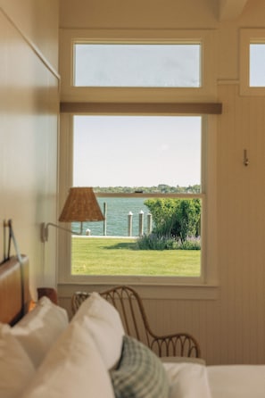 Room, Bay View | Free WiFi - Barlume Beach Montauk (Montauk)