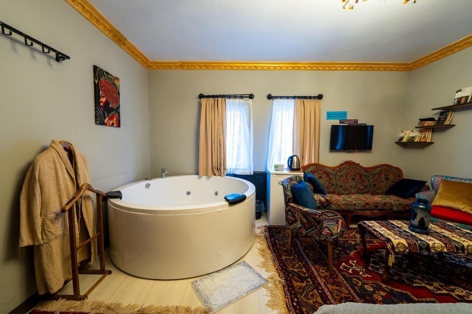 Junior Triple Room, Balcony, City View