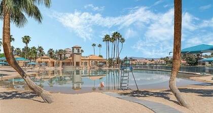 Cozy 1-bedroom condo in fabulous Las Vegas with AC and gym access near lake.
