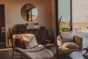 Interior - Desert Haus - Pool, Spa, Firepit & Mountain Views (Joshua Tree)