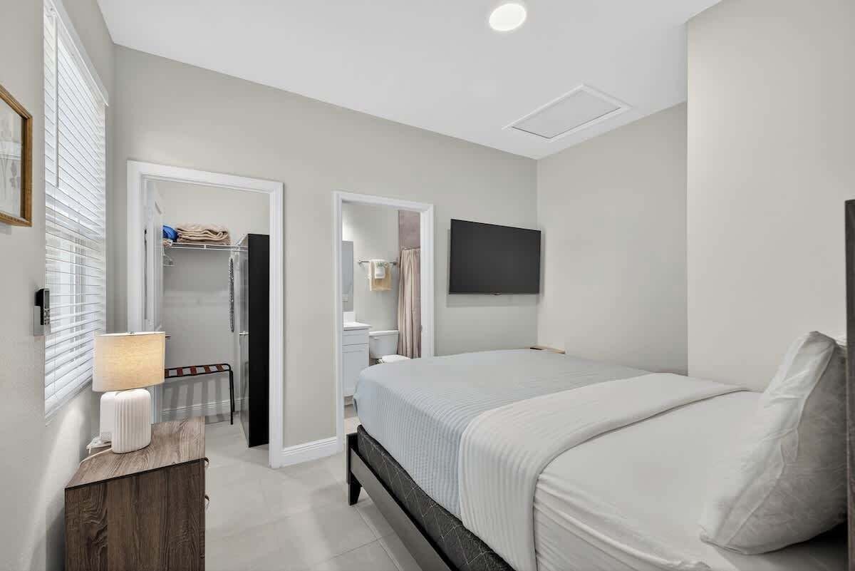 1 bedroom, iron/ironing board, free WiFi, bed sheets