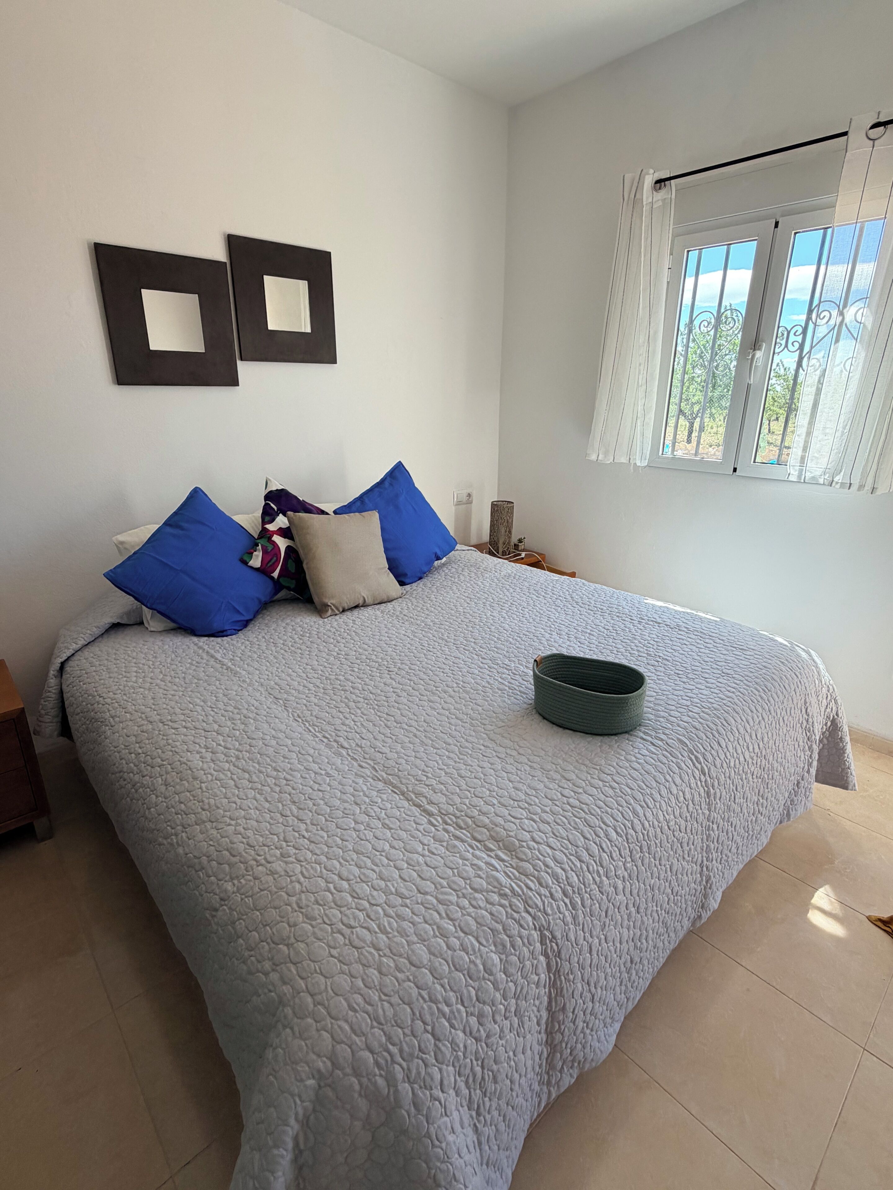 Quarto casal ou duplo conforto, vista para a piscina