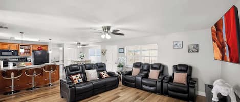 Smart TV, fireplace, offices