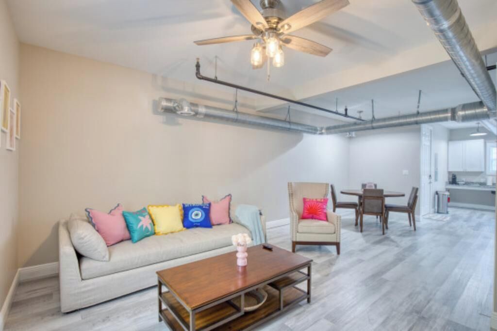 Apartment, 2 Bedrooms | Living area