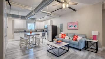 Apartment, 1 Schlafzimmer, Stadtblick | Wohnbereich