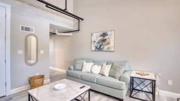 Apartment, 1 Schlafzimmer, Stadtblick | Wohnbereich