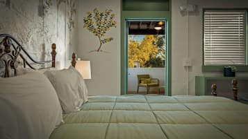 Studio Suite, Patio | Free WiFi