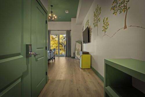 Hotel Mojo