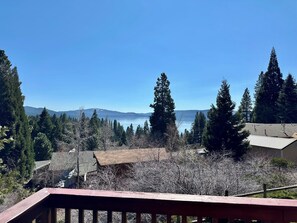 Property grounds - Hamilton Branch Multi-level Home with Stunning Lake Almanor View (Westwood)