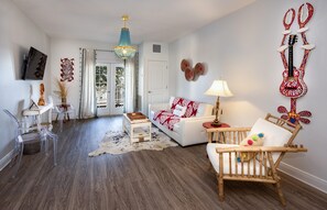 Suite, 1 King Bed, Balcony, Beach View | Living area - Hotel Pass Christian (Pass Christian)