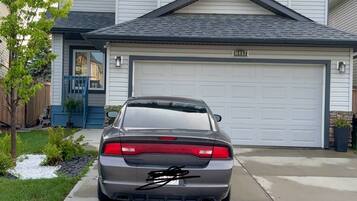 Hus, 1 soverom, peis | Eksteriør