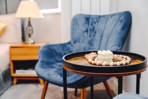 3 quartos, ferros/tábuas de passar roupa, Wi-Fi, roupa de cama