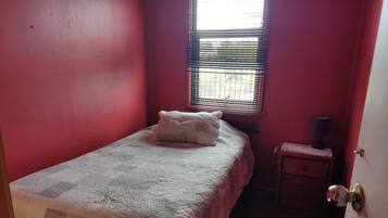 2 habitaciones, wifi gratis y ropa de cama