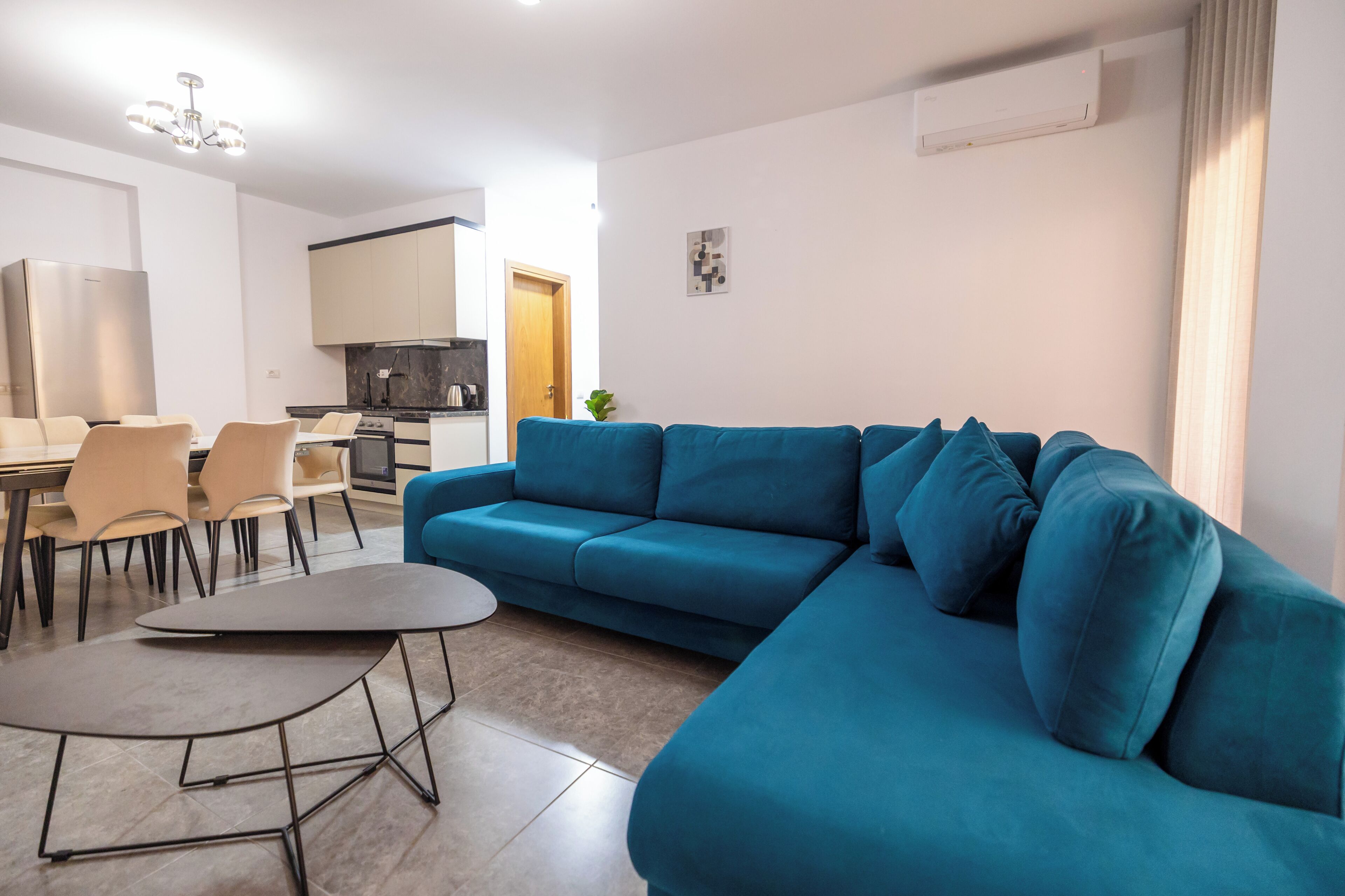 Deluxe Apartment, Balcony, Garden View | Living area