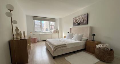 2- bedroom condominium in marvelous New York
