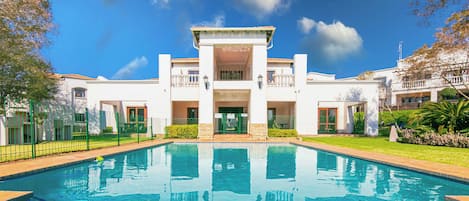 House, 3 Bedrooms, Smoking, Patio | Pool | Outdoor pool