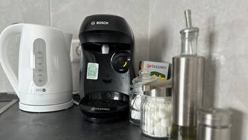 Kaffee und/oder Kaffeemaschine