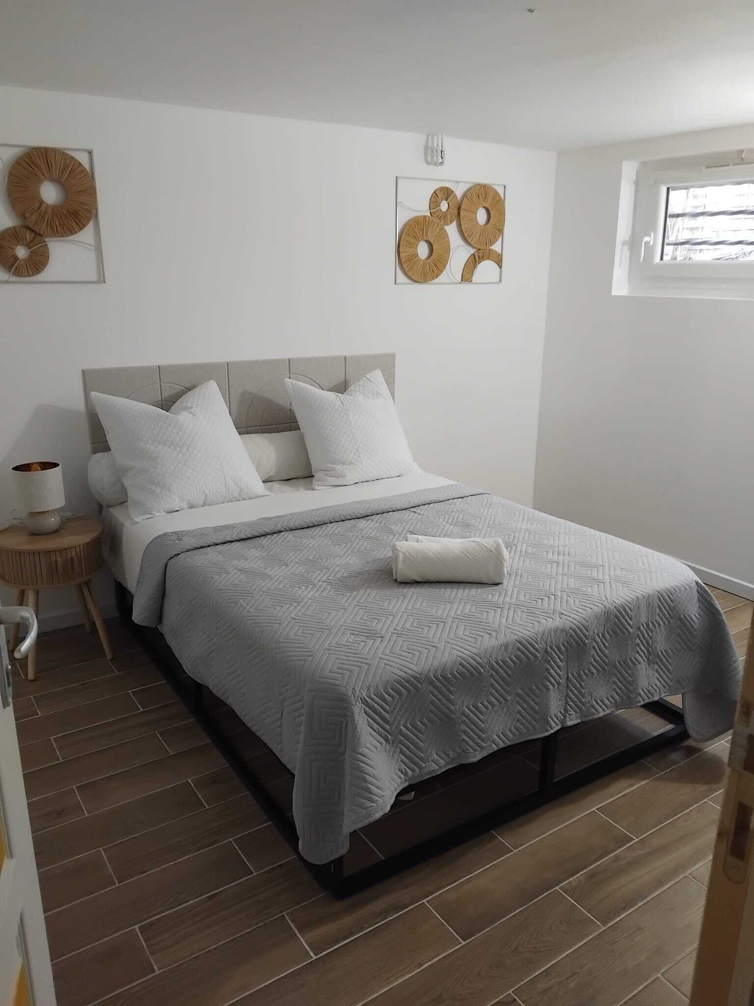 5 chambres, Wi-Fi, draps fournis