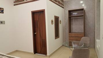 Comfort Double Room | Dining