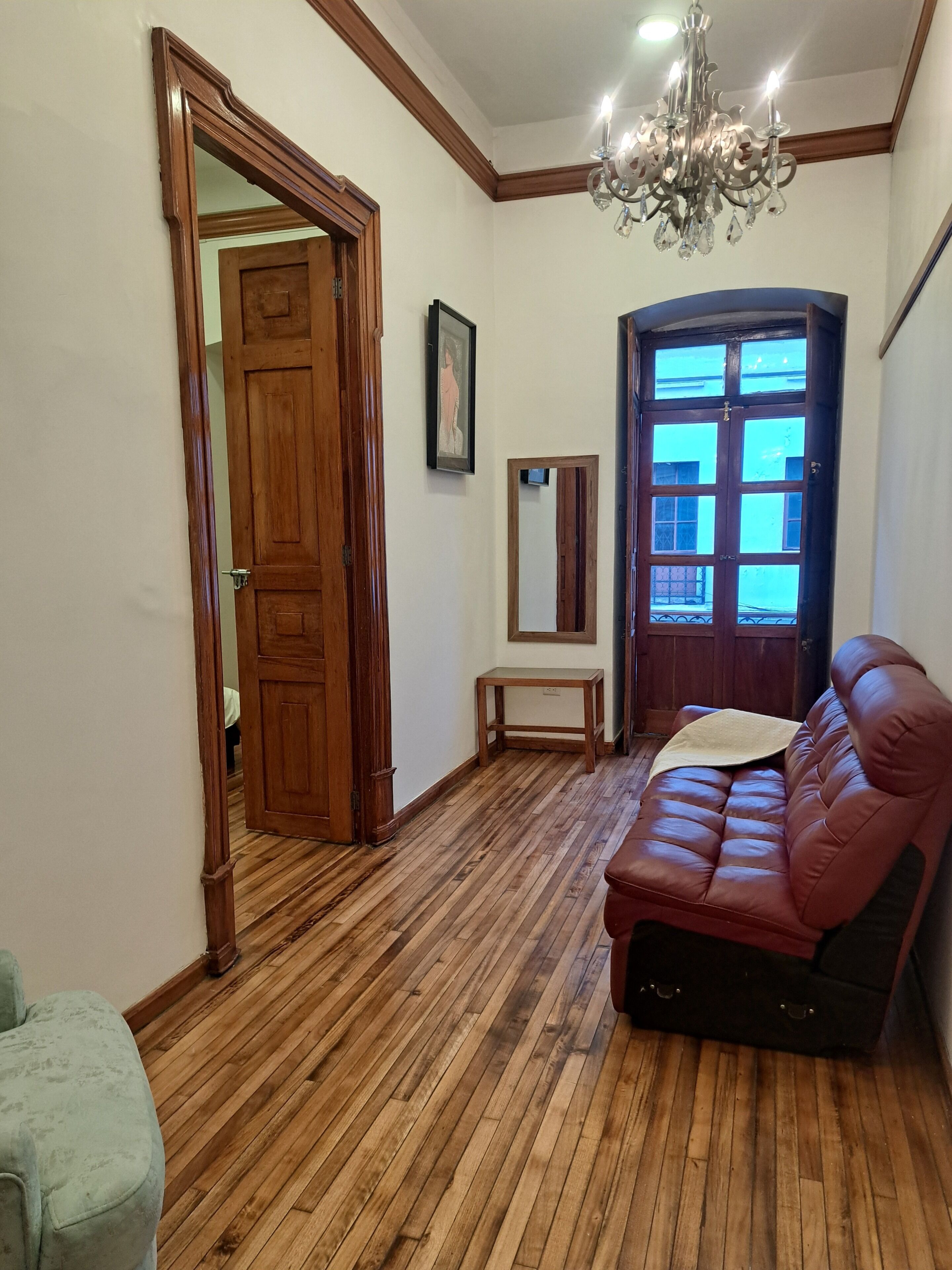 Deluxe Studio, Balcony | Living area