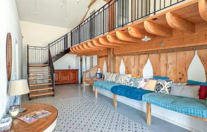 Smart TV - Charmante maison avec piscine (Saint-Aubin-de-Cadelec)