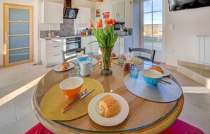 Dining - Cozy home in Excideuil (Excideuil)