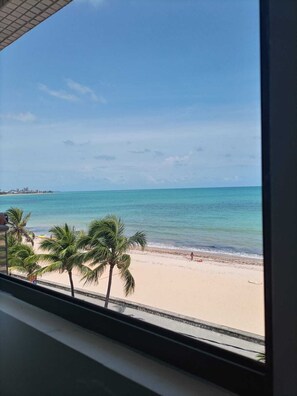 Beach - Oceanfront apartment in Manaíra (João Pessoa)