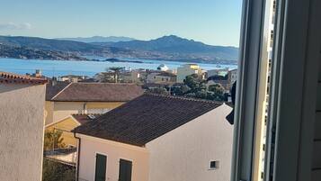 Interni