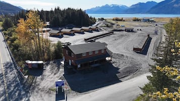 小屋, 山景 | 外观