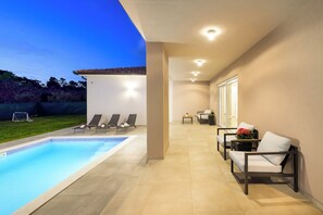 Pool - Villa Fraka (Istria - Hrboki) (Hrboki)