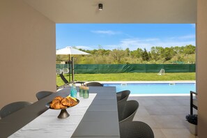 Outdoor dining - Villa Fraka (Istria - Hrboki) (Hrboki)