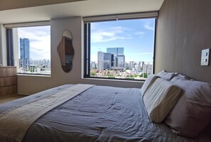 1 bedroom, iron/ironing board, WiFi, bed sheets - Executive Study, Level 11. Incredible view. (Guadalajara)