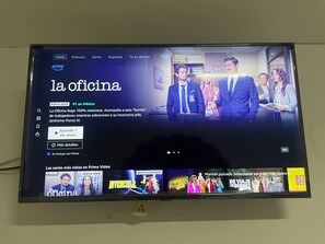 Habitación doble superior | Televisión