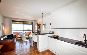 Interior - Lovely home in Le Barcarès with lake view (Le Barcarès)