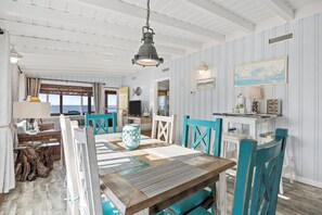 Dining - Oki Doki: Cozy 3BR Oceanfront Pet-Friendly Retreat in West Beach, Oak Island, Sleeps 5! (Oak Island)