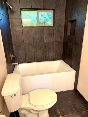 Bathroom - Modern SLO Studio with Deep Soaking Tub – Near Downtown & Beaches (San Luis Obispo)