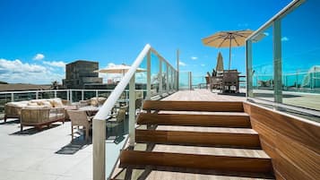 Apartment | Outdoor dining