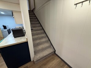 Interior - 2BR Cozy Basement Suite with Garage Parking (Colorado Springs)