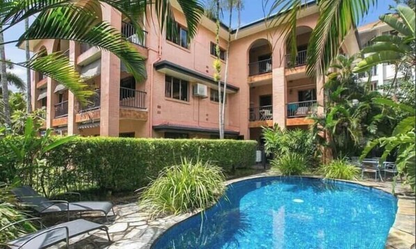 Pool - Spacious 1-bed apartment on Cairns Esplanade (Cairns North)