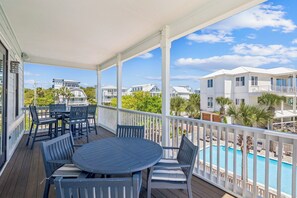 Outdoor dining - Community Pool, Near Beach Access - Seagrove Beach 30A (Seagrove Beach)