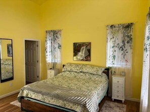 2 bedrooms, WiFi, bed sheets