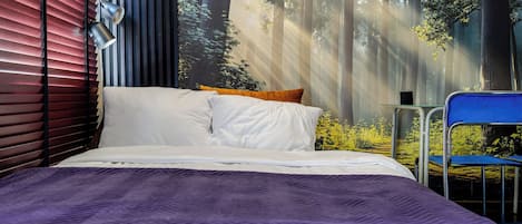 1 habitación, tabla de planchar con plancha, wifi y ropa de cama