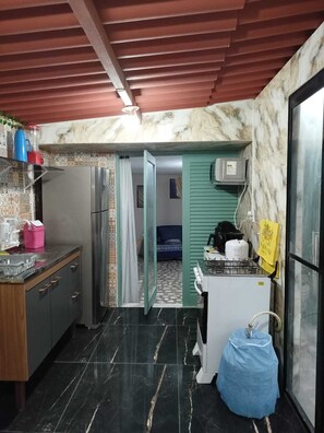 Fridge, microwave, oven, stovetop - Duplex Penthouse 2 Blocks from the Sea (Recife)