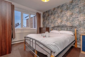 Room - Westbury Spacious Home - Family and Pet Friendly (Bristol)