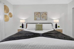 4 Schlafzimmer, Bügeleisen/Bügelbrett, Reisekinderbett, WLAN